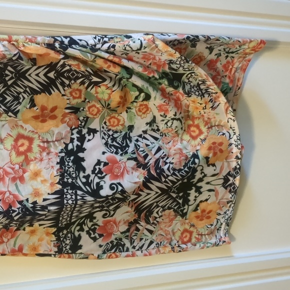 Maximalist print dress - Picture 3 of 4